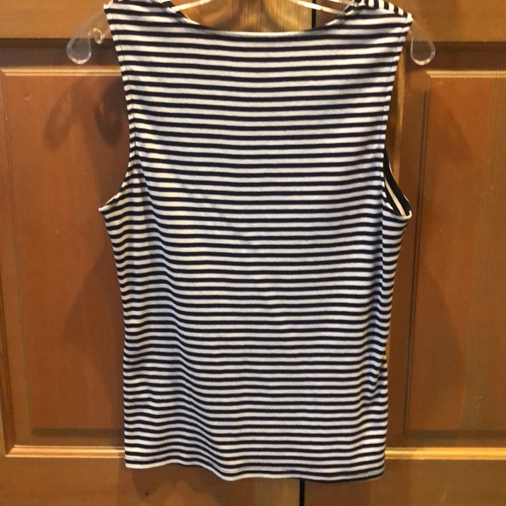 Three dot tank - Picture 2 of 2